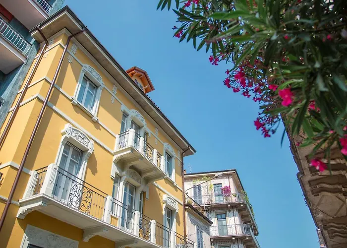 아파트 Aqualago E *